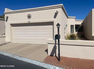 732 W Calle De Emilia, Green Valley, AZ 85614