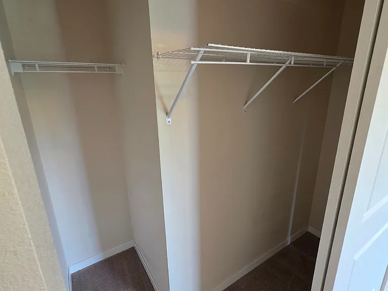 1415 Center Point Rd NE #301 — Photo 6