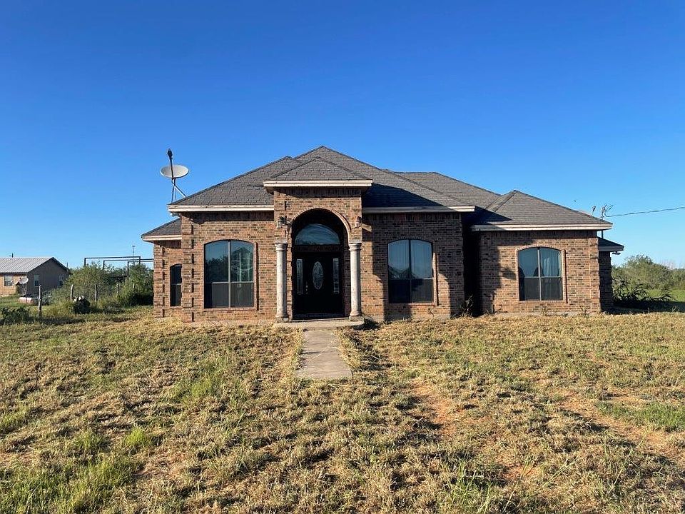 1st image of 39 Robbie Dr