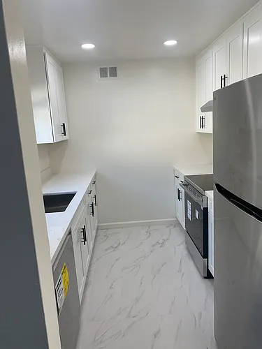 1436 Regent St Photo 1