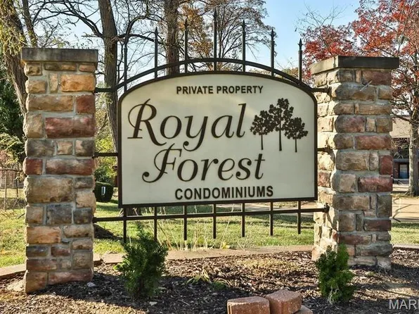 5569 Baronridge Dr APT 4, Saint Louis, MO 63129