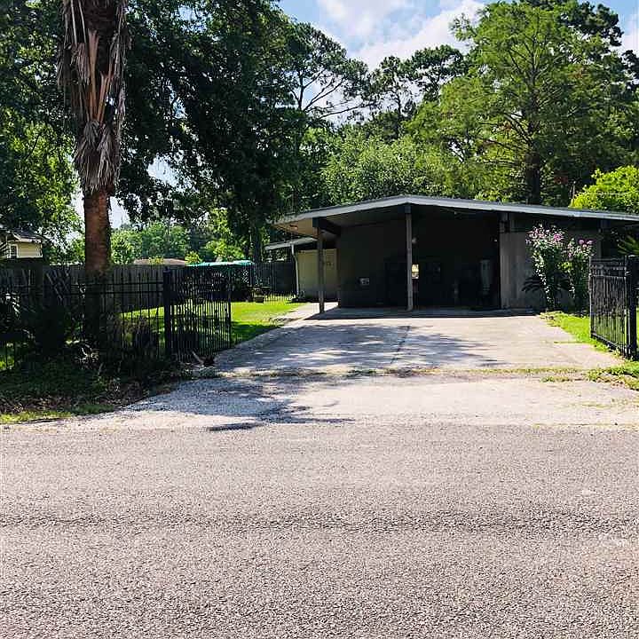 1st image of 3212 30th St