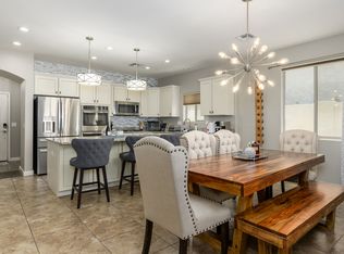 6608 W Saguaro Park Ln, Glendale, AZ 85310