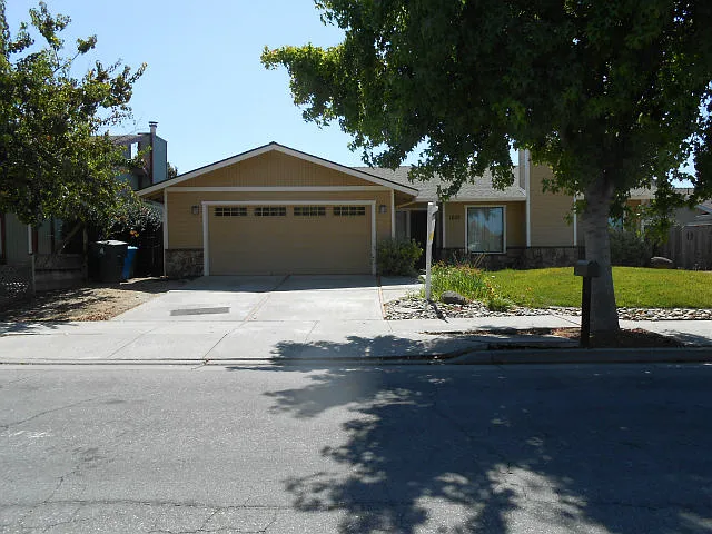 1651 Vallejo Dr photo 1