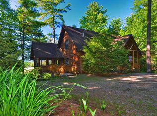 259 Oseetah Park Rd, Saranac Lake, NY 12983