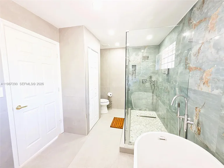 16404 Diamond Head Dr — Photo 38