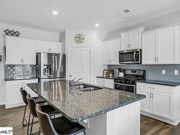 5th image of 108 Slateford Cir
