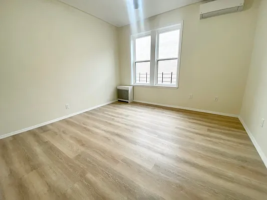 Rented by Dwell Residential Inc | media 1