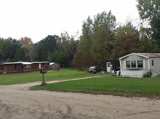 4799 Grove St, Riverdale, MI 48877