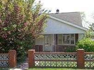 4 Riverside Rd, Essex, MD 21221