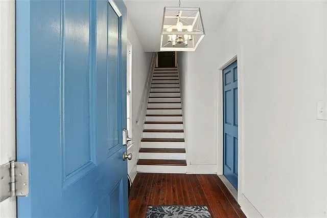 3 bed, 2.0 bath, 2195 sqft, $2,200 — Photo 4