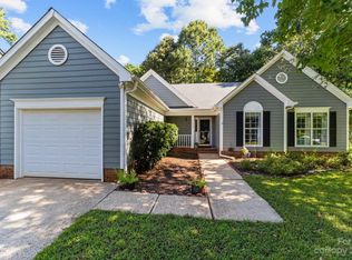 11131 Renda Ct, Charlotte, NC 28215