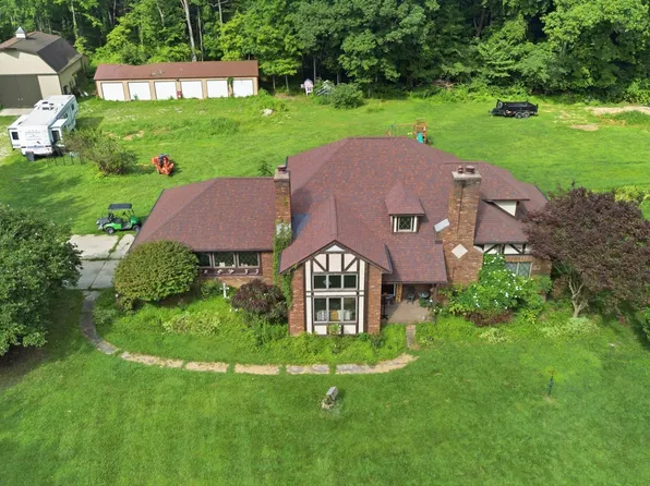 107 Timbercrest Rd, West Lafayette, IN 47906