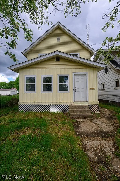 1617 Bonnot Pl NE photo 1