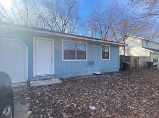 127 E Adobe St, Fayetteville, AR 72703
