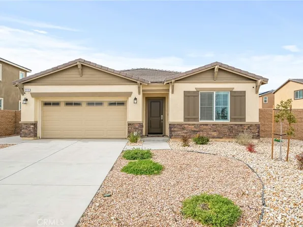 7772 Tamarisk Ave, Oak Hills, CA 92344