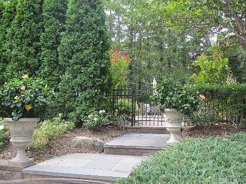 3rd image of 29 Renwick Ave