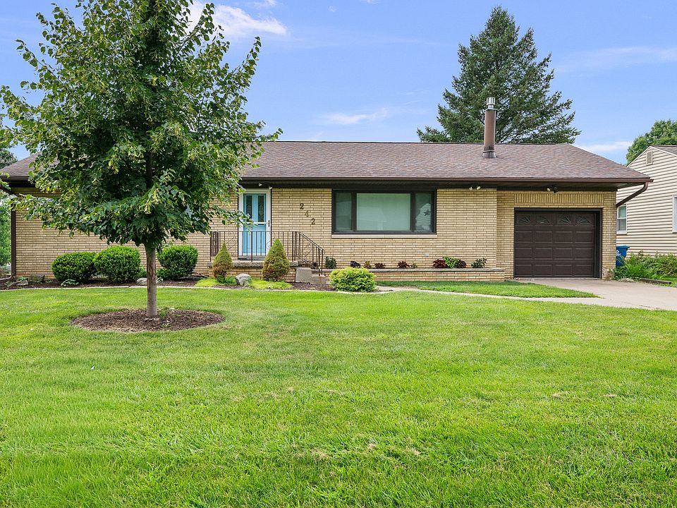 1st image of 242 Orchard Ct