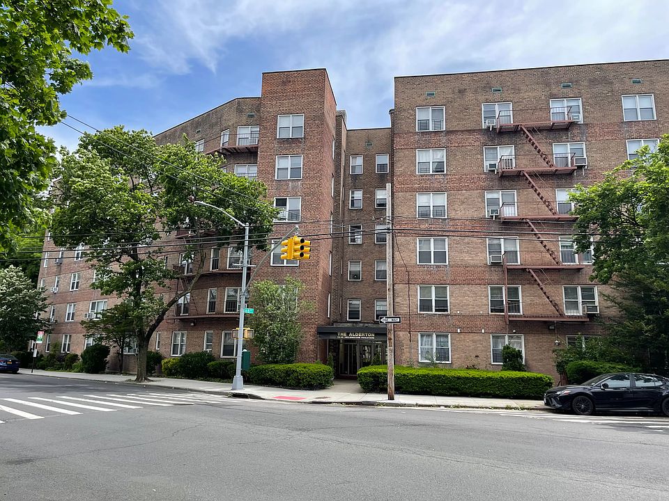 1st image of 74-45 Yellowstone Blvd #4J