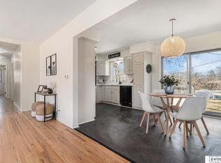 10332 Wright St, Omaha, NE 68124