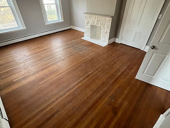 5th image of 243 E 9th St Floor 2