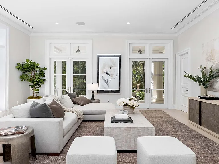 2315 S Ocean Blvd — Photo 10