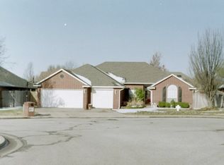 813 Ricks Trl, Edmond, OK 73012