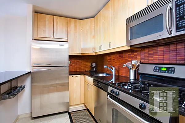 Sold by Halstead Real Estate | media 3