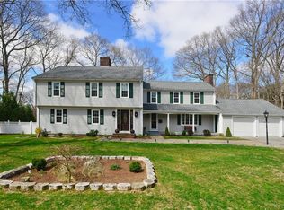 160 Tamarack Dr, East Greenwich, RI 02818