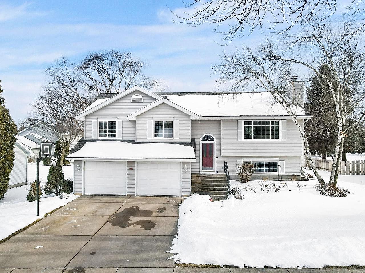 1904 Manchester Xing, Waunakee, WI 53597 Zillow