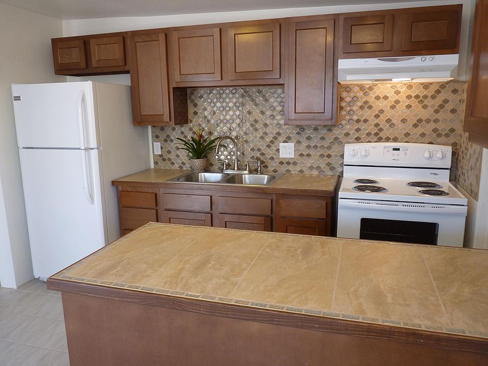1st image of 3526 E Flower St