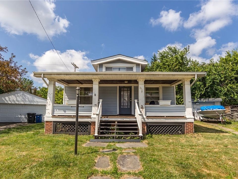 1st image of 3590 W 123rd St