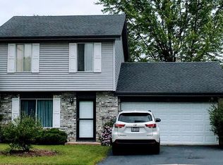 282 Danbury Dr, Naperville, IL 60565
