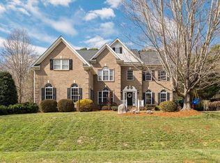 7828 Percussion Dr, Apex, NC 27539