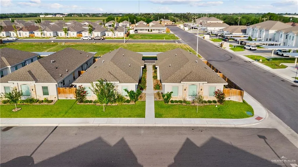 Building Photo - 804 N Blair Ave