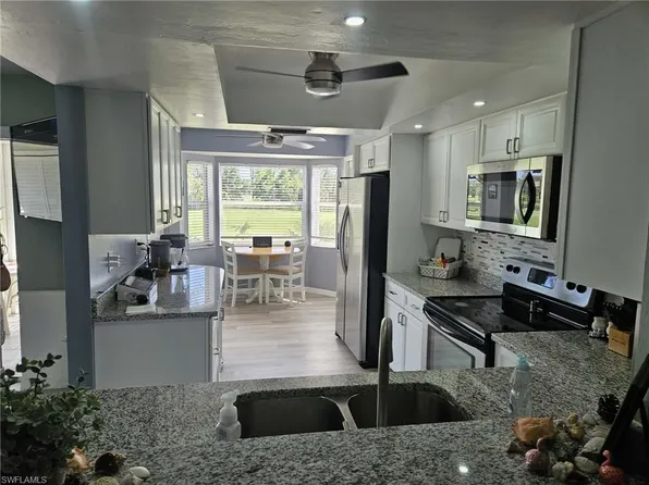 7360 Glenmoor LN #4207, NAPLES, FL 34104