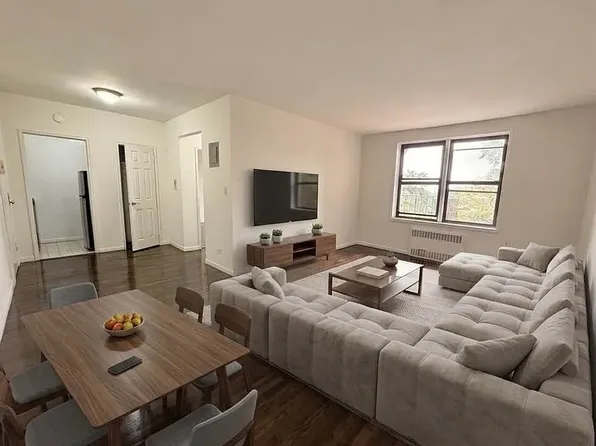 85-02 139th St #3XD, Jamaica, NY 11435