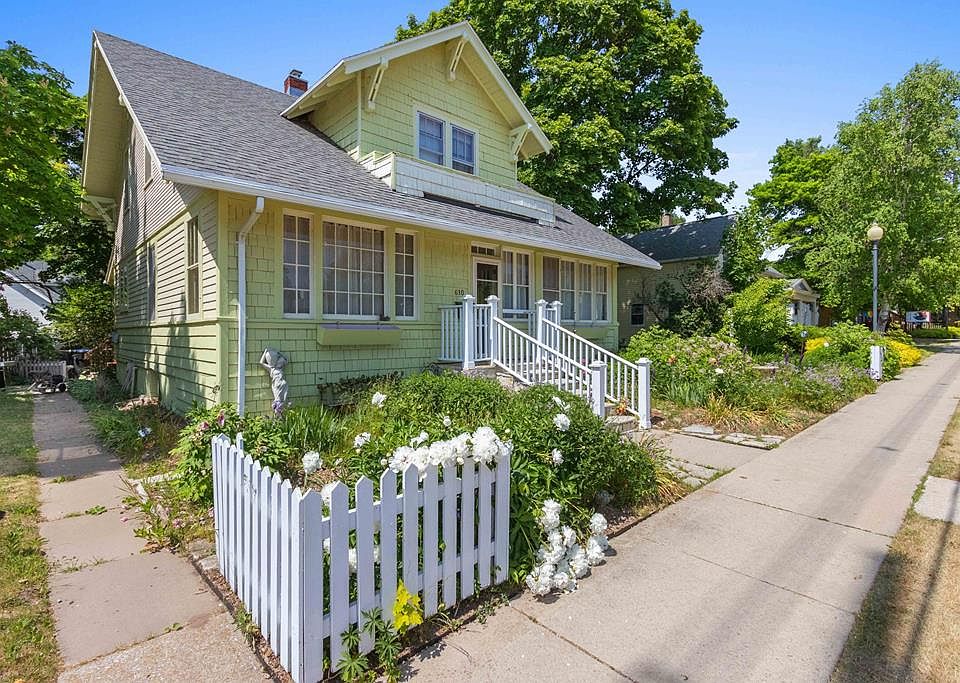 610 Jefferson St, Sturgeon Bay, WI 54235 Zillow