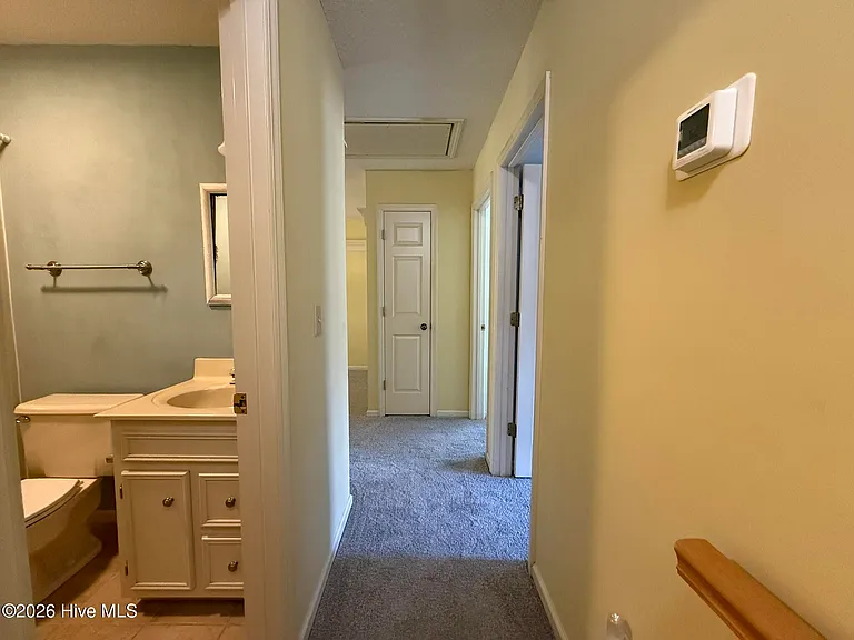 225 E New York Ave — Photo 24