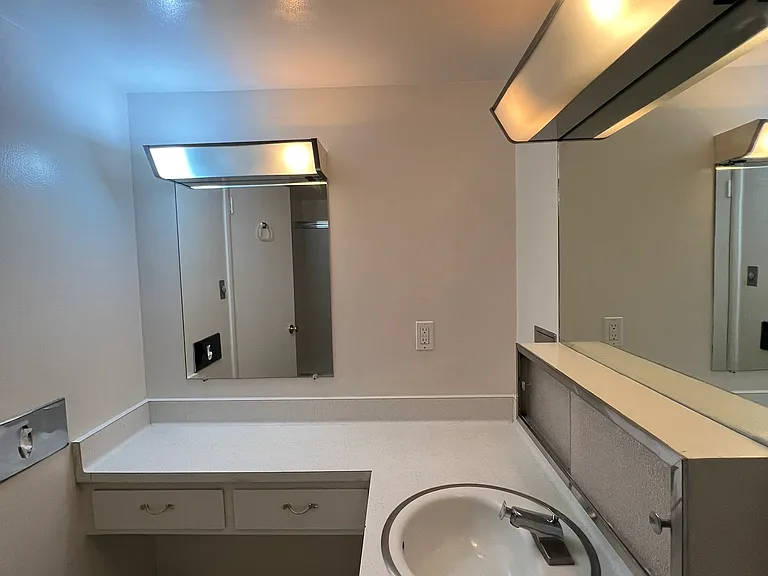 1168 Herbert Ave #C — Photo 17