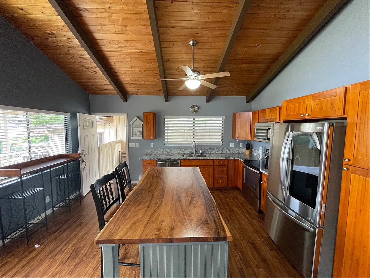 Building Photo - 68-3608 Hooko Pl