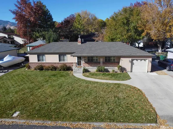 1755 McKinley Dr, Reno, NV 89509