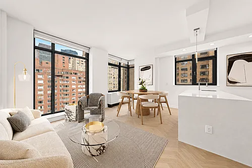 49 E 34th St Photo 1