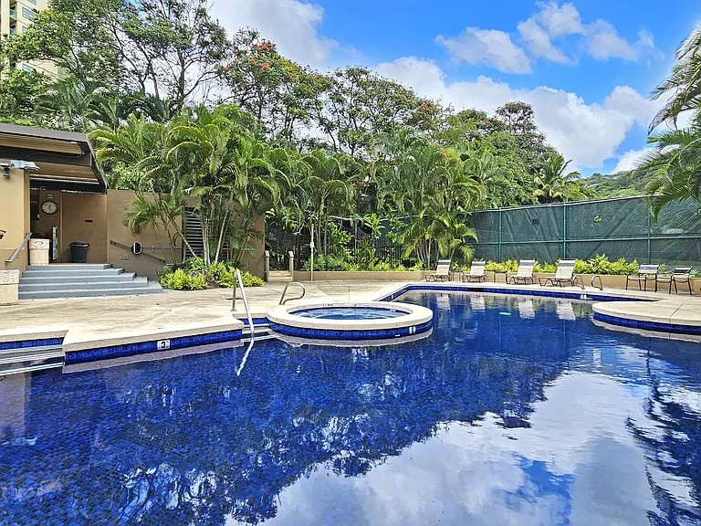 2101 Nuuanu Ave #I1204 — Photo 5
