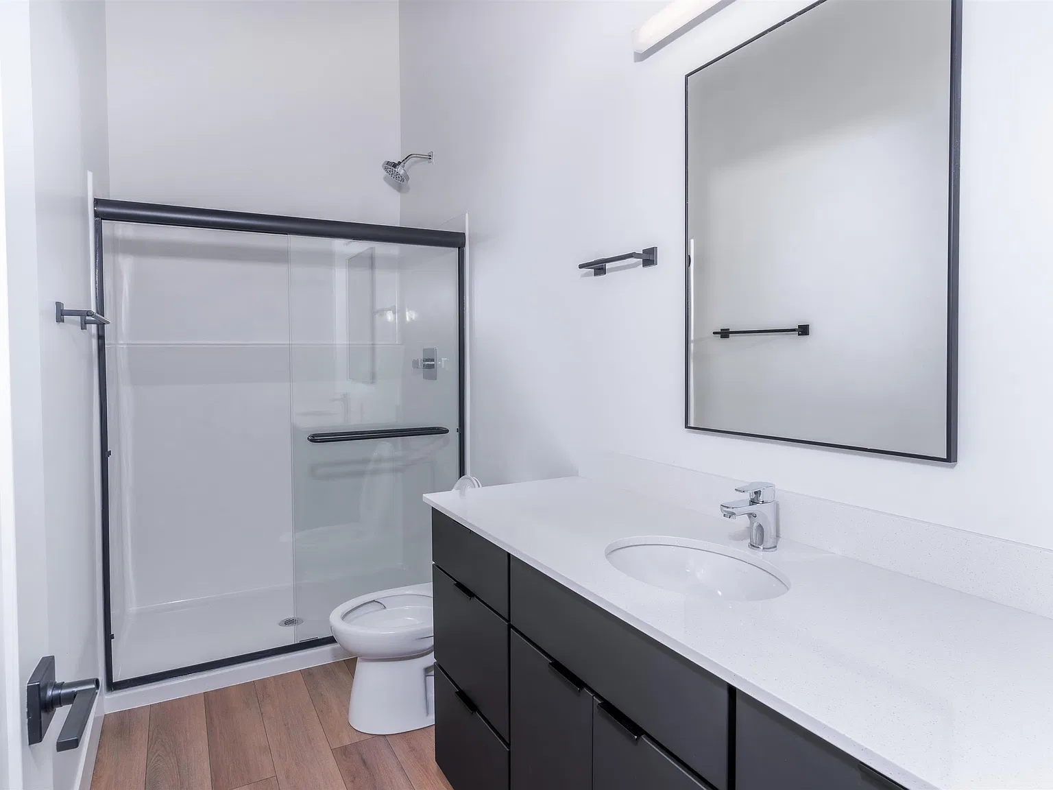 1 bed, 860 sqft, $1,750 — Photo 3