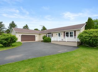52495 Pulver Rd, Three Rivers, MI 49093