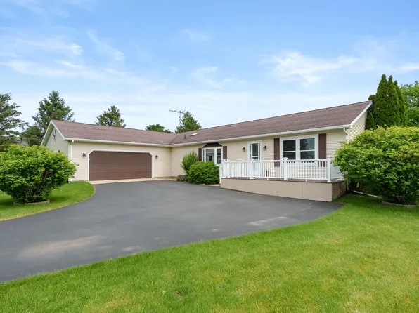 52495 Pulver Rd, Three Rivers, MI 49093