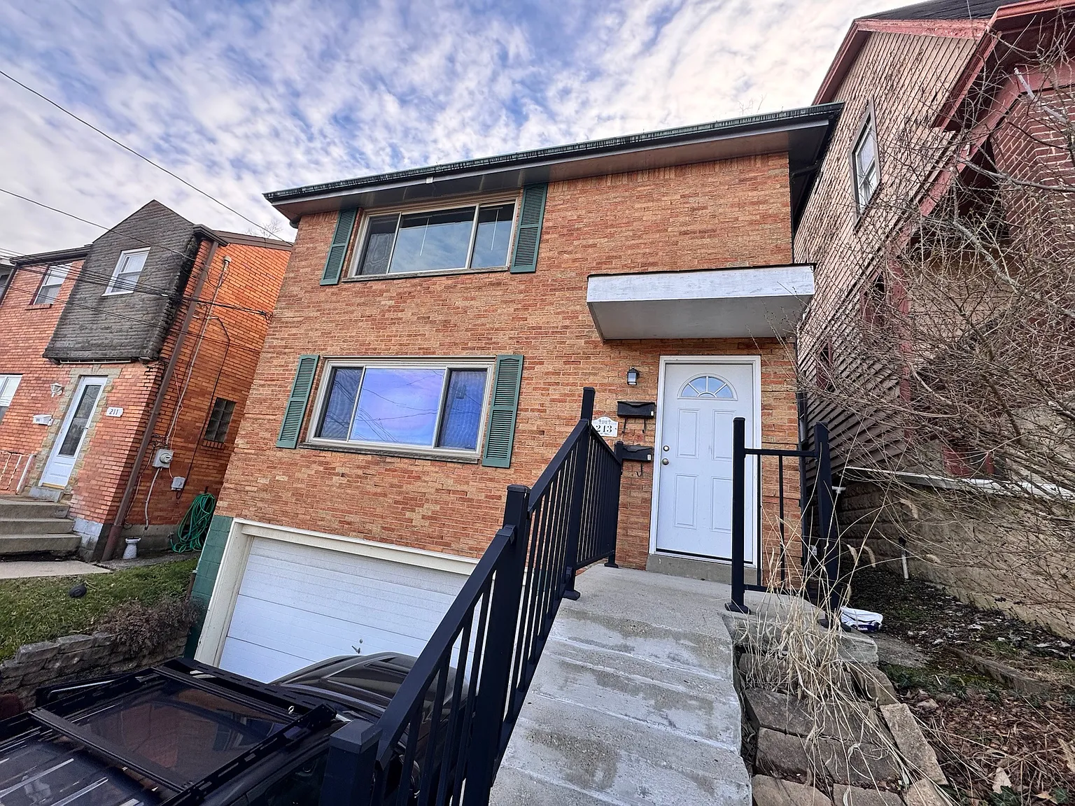 2 bed, $1,200 — Photo 2
