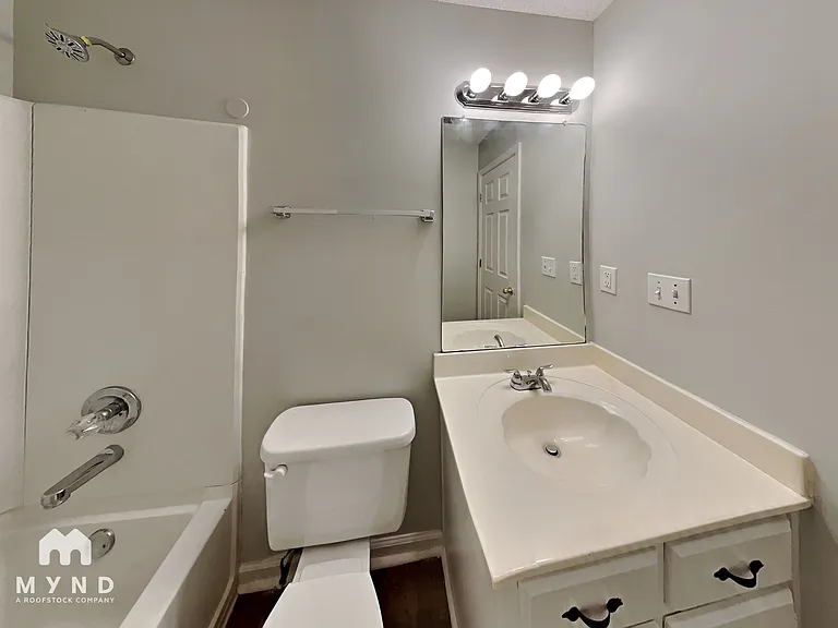 5624 Kaitlyn Dr W — Photo 17