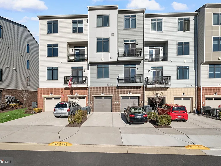 1304 Ribbon Limestone Ter SE — Photo 25